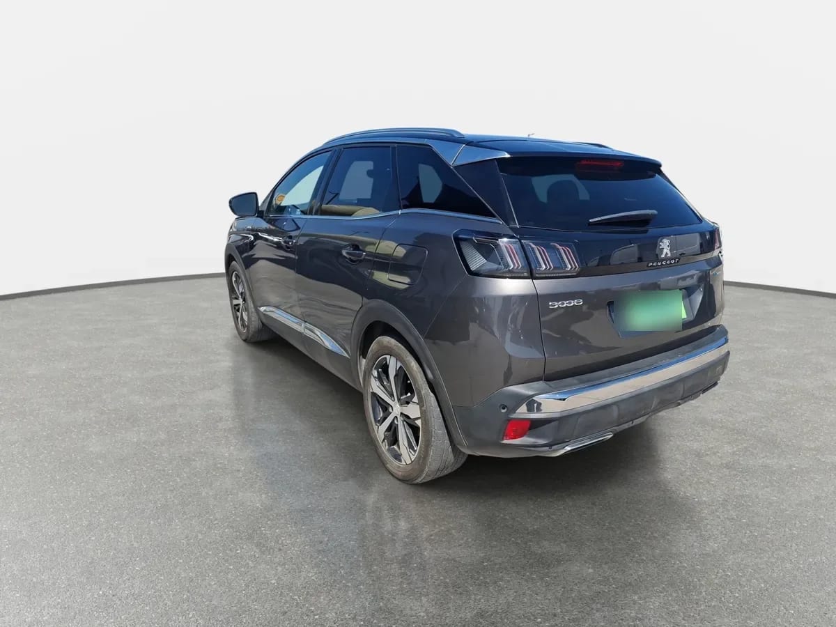 Peugeot 3008 1.6 Gt Hybrid4 300 4x4 Eat8 5p año 2023