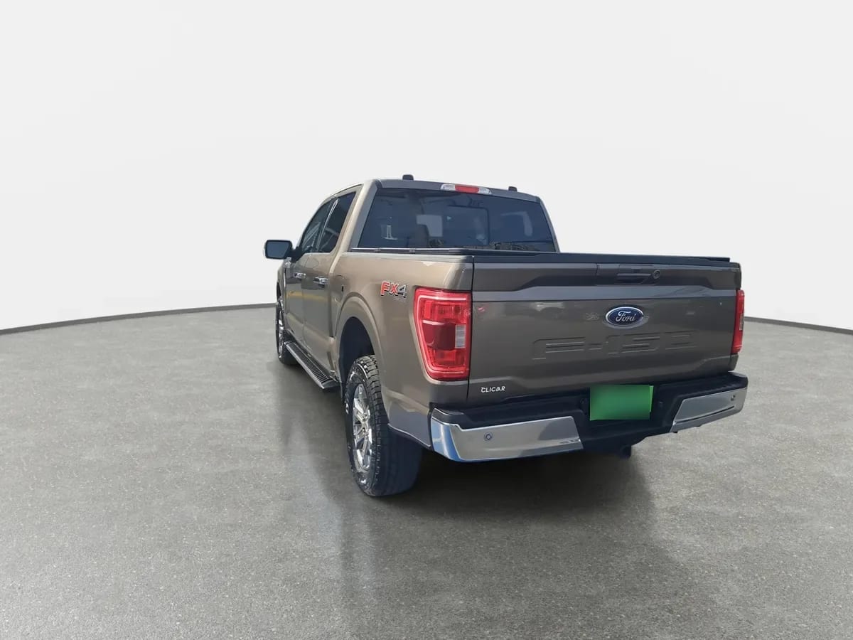 Ford F-150 5.0 Xlt Cc Dob. Cab. 4x4 At 4p año 2024