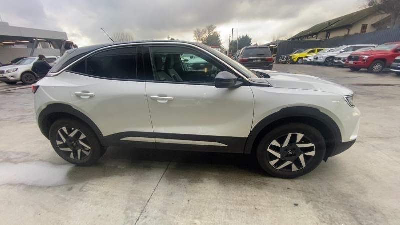 Opel Mokka 1.2t Elegance 4x2 Mt6 5p año 2022
