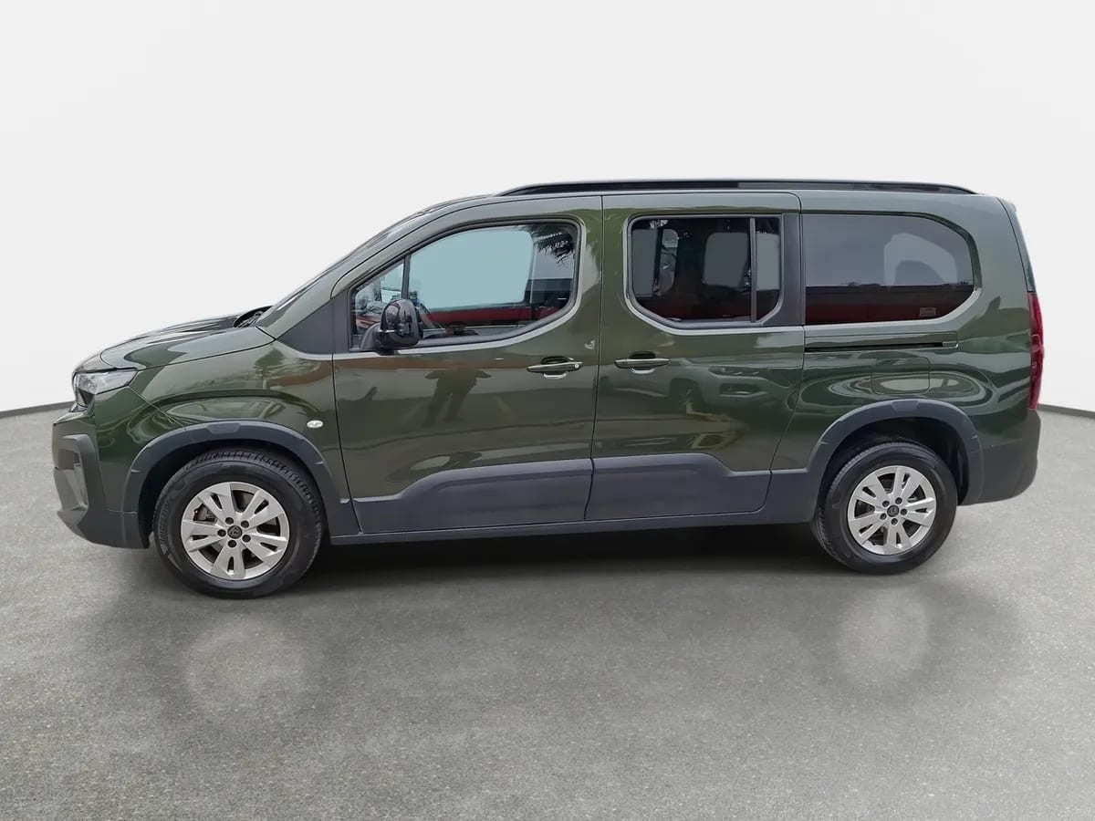 Peugeot Rifter 1.2 Allure Puretech 130hp 4x2 Eat8 5p año 2025