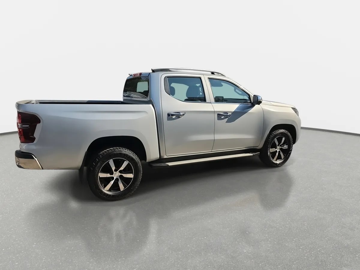 Peugeot Landtrek 2.2 Action4 Bluehdi Diesel 4x4 180hp At 4p año 2024