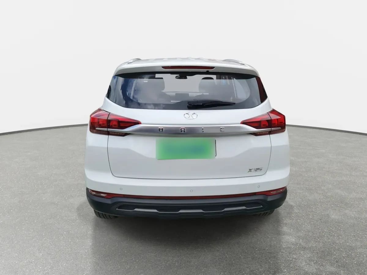 BAIC X35 1.5 Comfort 4x2 Mt 5p año 2023
