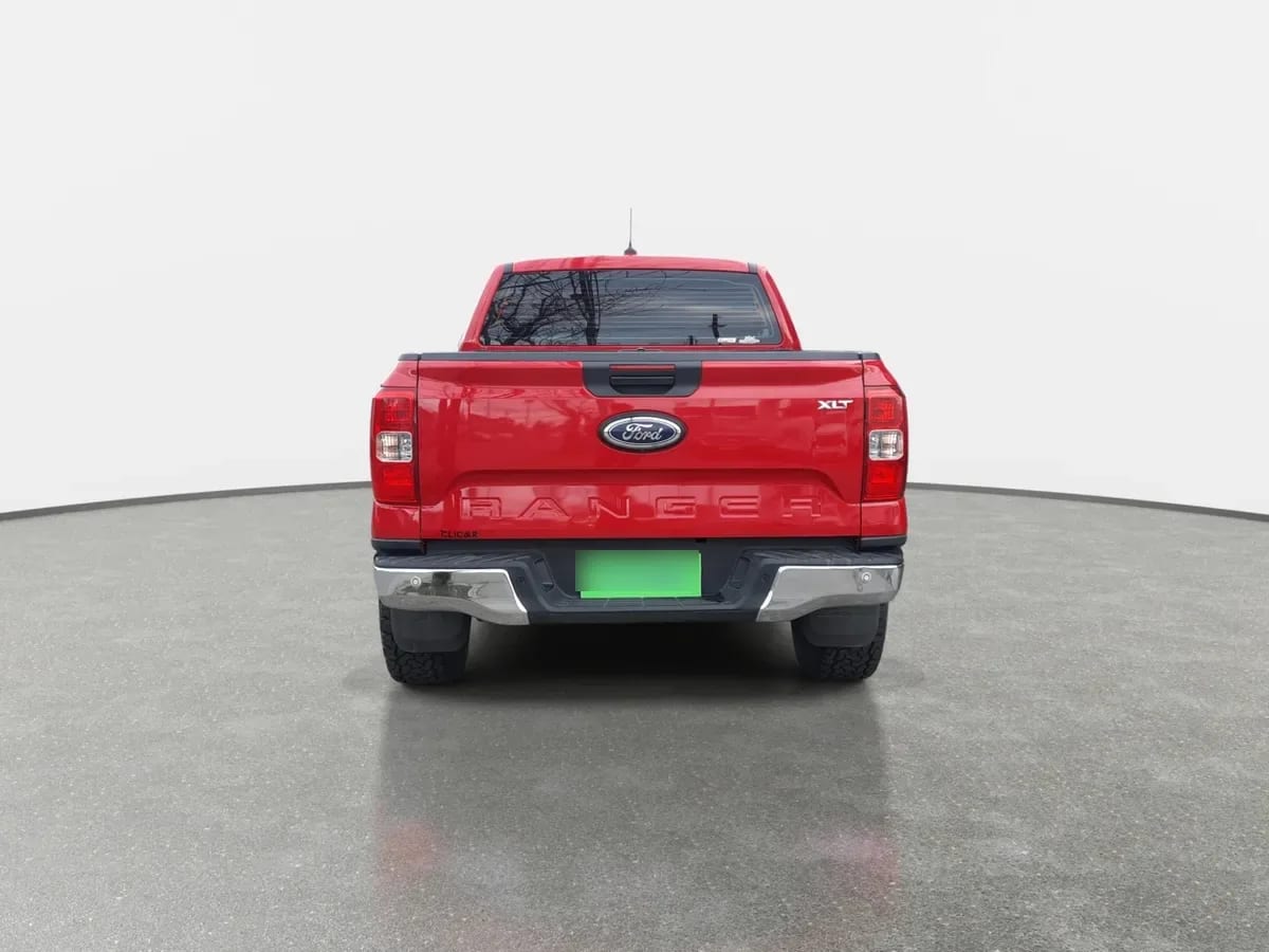 Ford Ranger 2.0 Xlt Diesel 4x2 Dob. Cab. At 4p año 2024