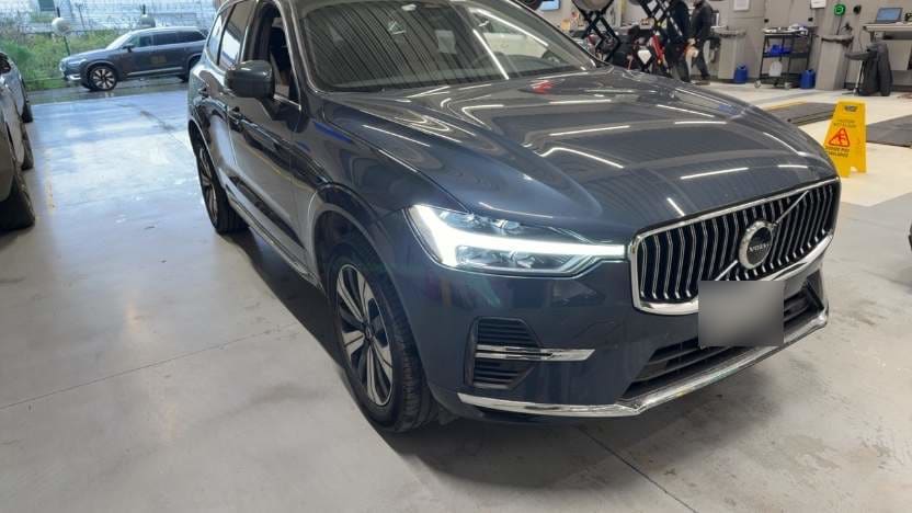 Volvo Xc60 2.0 T8 Recharge Plus Hybrid Awd At 5p año 2025
