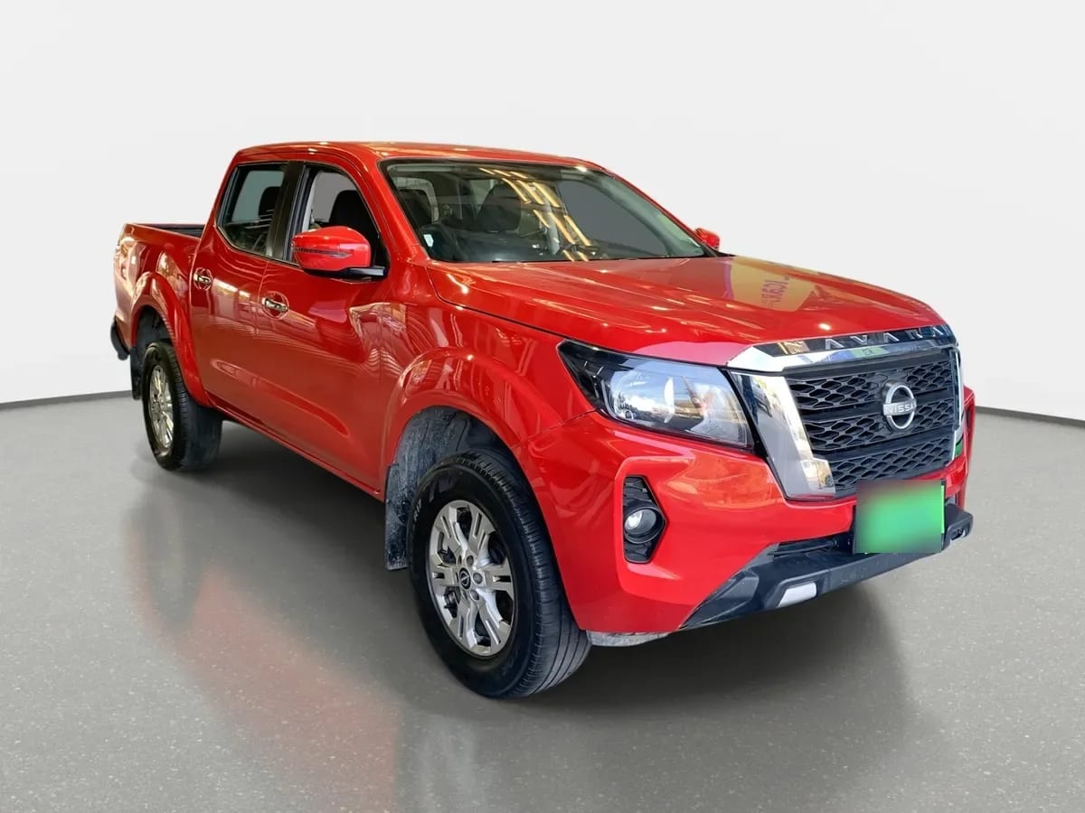 Nissan Navara 2.3d Xe Diesel 4x2 Dob.cab. Mt 4p año 2024