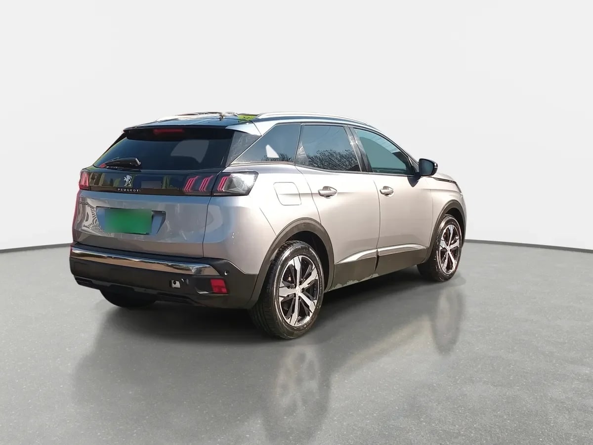 Peugeot 3008 1.5 Allure Pack Bluehdi 130 4x2 Eat8 5p año 2024
