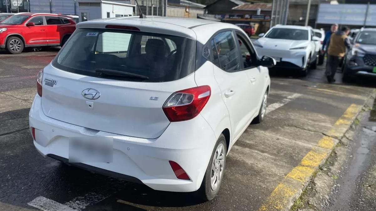 Hyundai Grand I10 1.2 Plus 4x2 Hb Mt 5p año 2022
