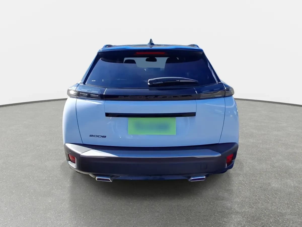 Peugeot 2008 1.2 Allure Pack Puretech 130hp 4x2 Mt 5p año 2025