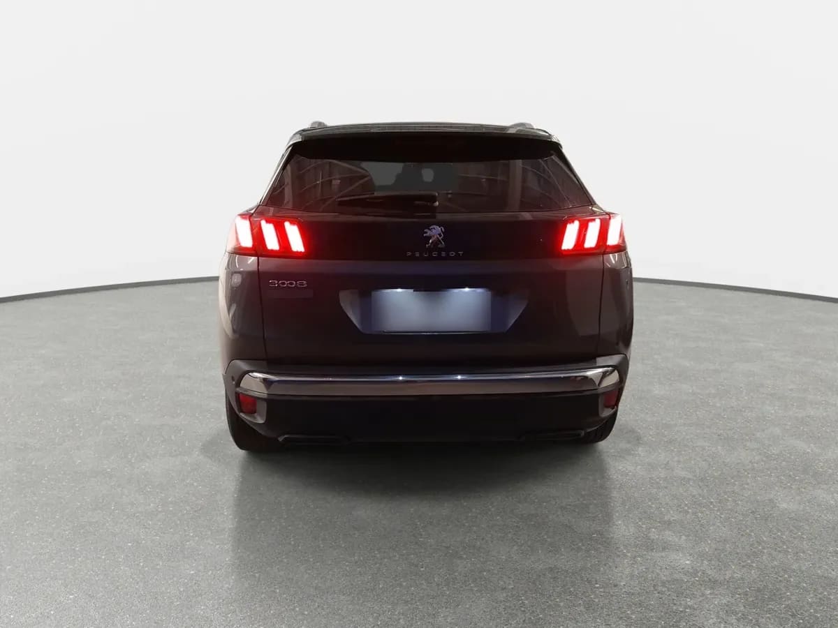 Peugeot 3008 1.5 Allure Pack Bluehdi 130 4x2 Eat8 5p año 2024