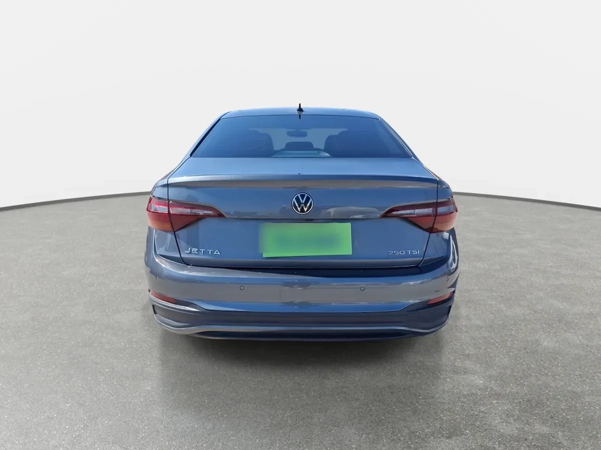 Volkswagen Jetta 1.4 Comfortline 4x2 Mt 4p año 2025