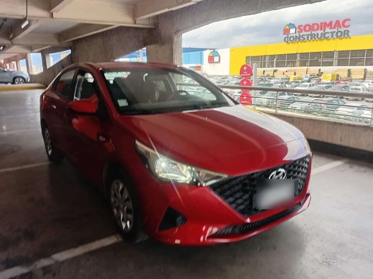 Hyundai Accent 1.4 Hci Plus 4x2 Mt 4p año 2022