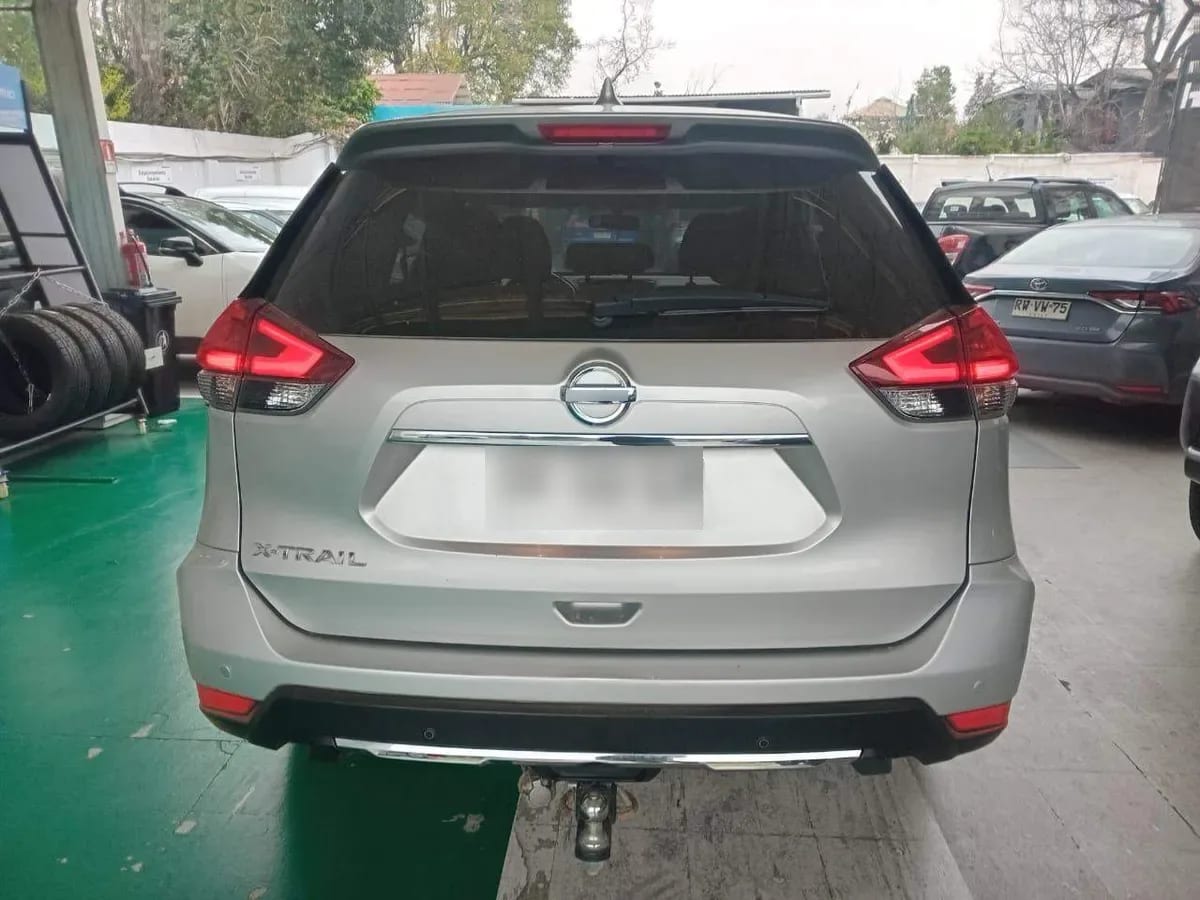 Nissan X-Trail 2.5 Sense 4x2 2row Cvt At 5p año 2023