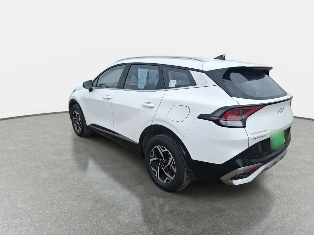 Kia Sportage 2.0 Ex Benc 2wd 6mt 5p año 2023
