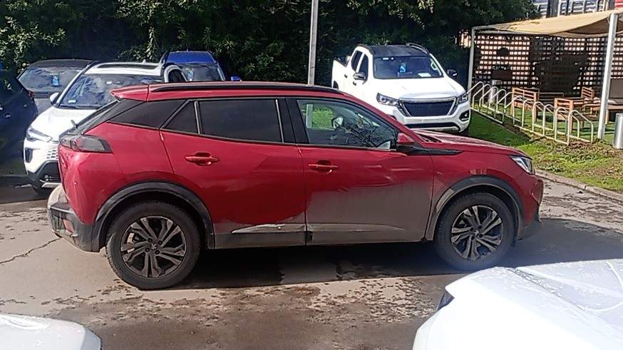 Peugeot 2008 1.2 Allure Bluehdi Diesel 4x2 130 At 5p año 2021