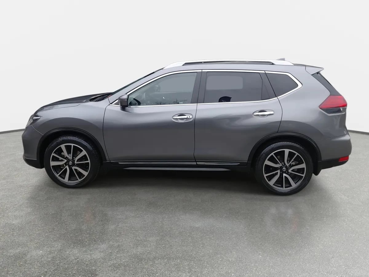 Nissan X-Trail 2.5 Exclusive 4x4 3row Cvt At 5p año 2023