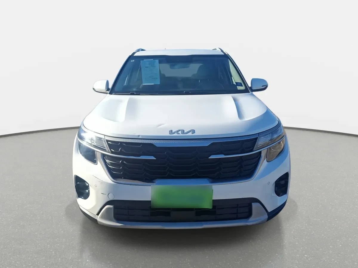Kia Seltos 1.5 Ex 4x2 6mt 5p año 2024