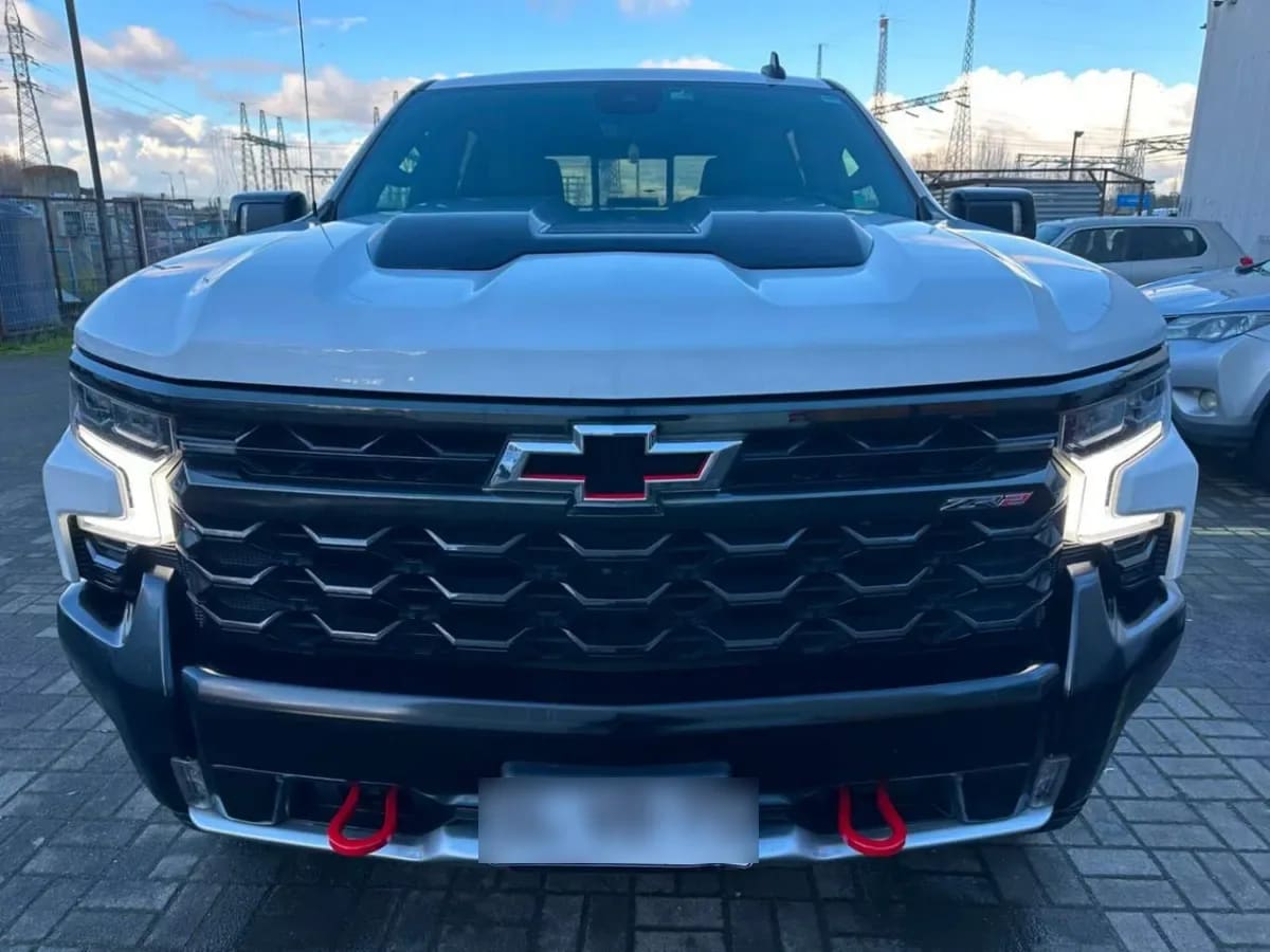 Chevrolet Silverado 6.2 Zr2 4x4 At 4p año 2023