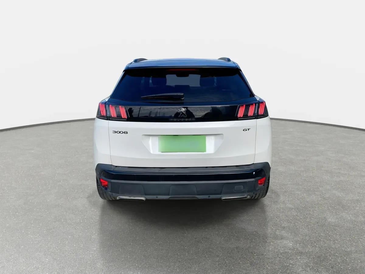 Peugeot 3008 1.5 Gt Black Pack Bluehdi 130 4x2 Eat8 5p año 2024