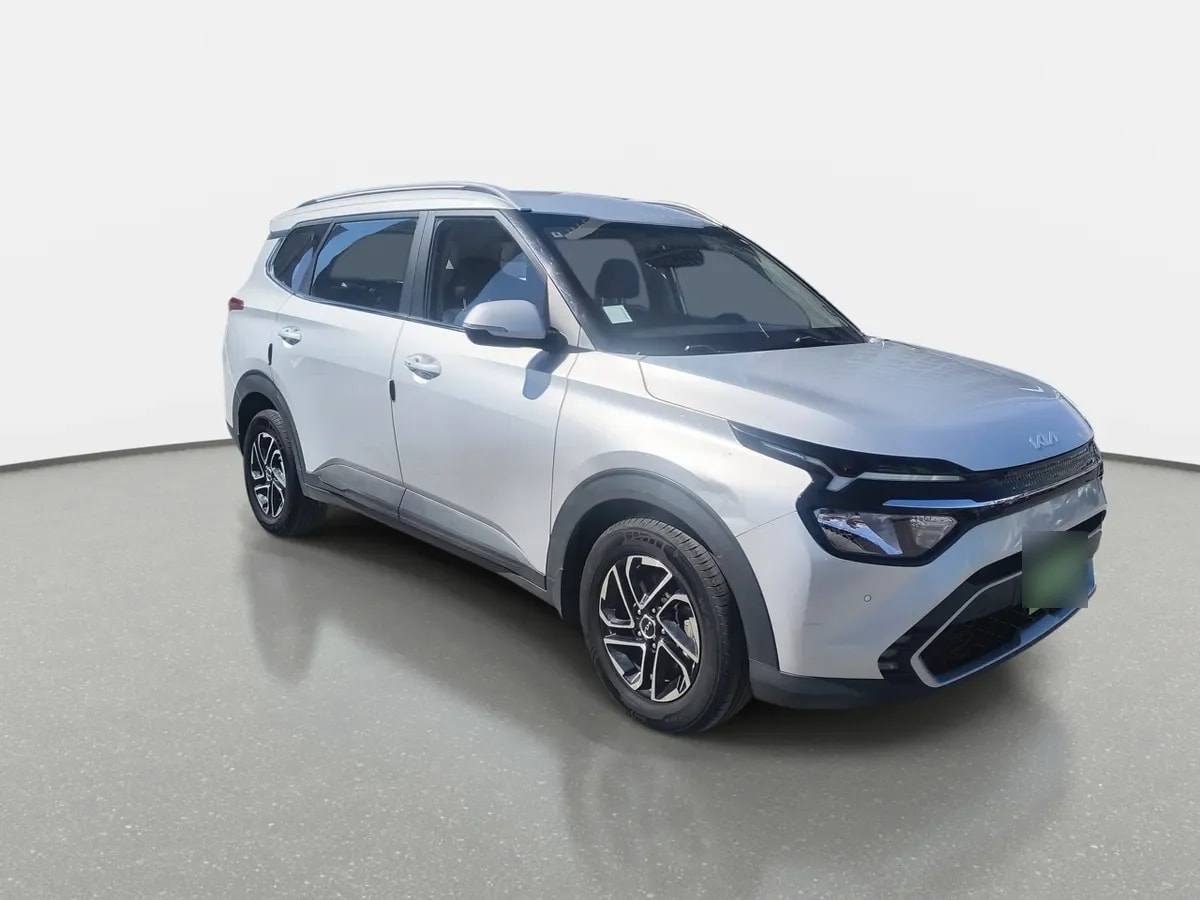 Kia Carens 1.4l Ex Turbo-Gdi Full 4x2 7dct At 5p año 2023