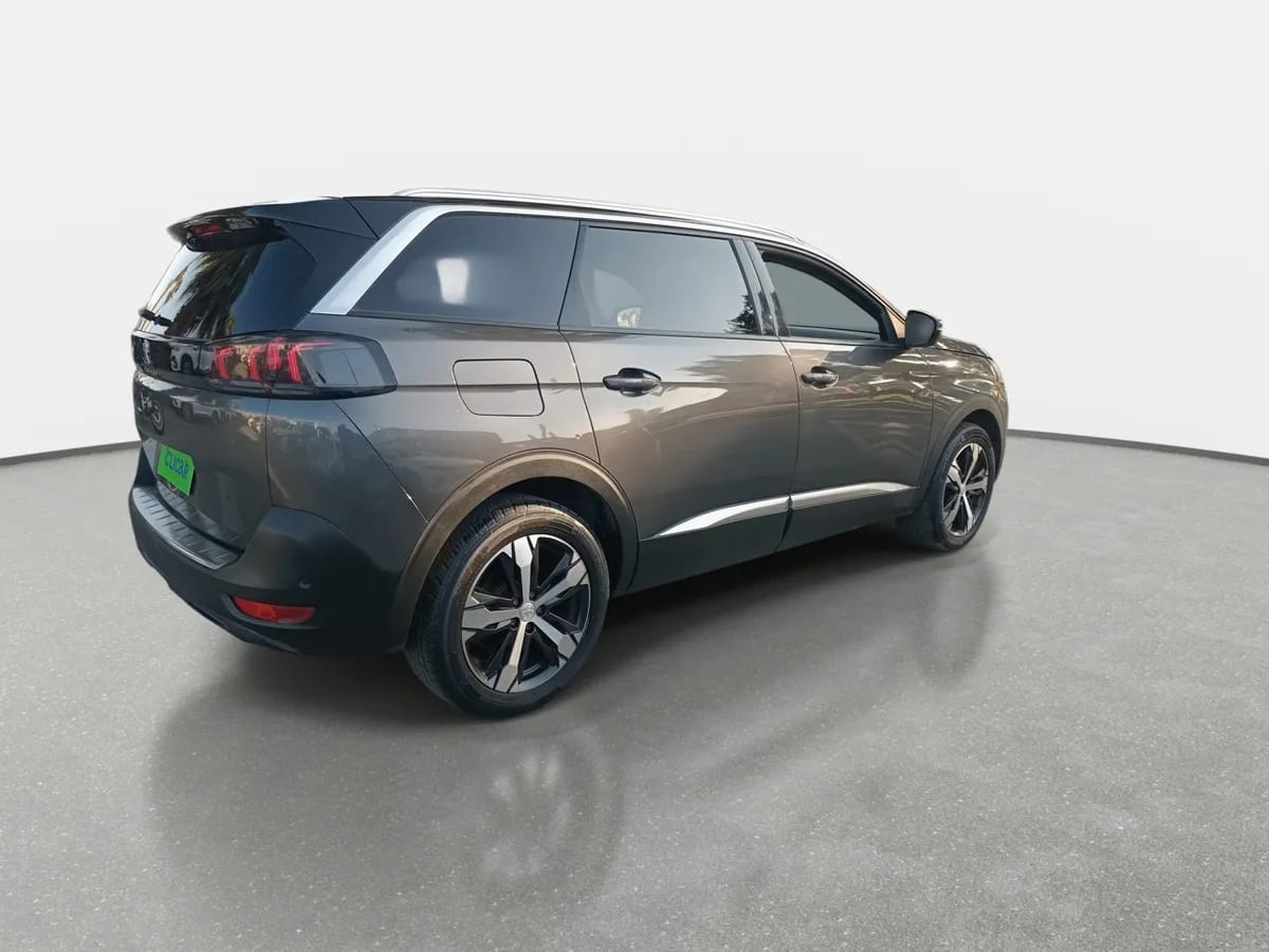 Peugeot 5008 1.5 Allure Pack Bluehdi 130 4x2 Eat8 5p año 2024