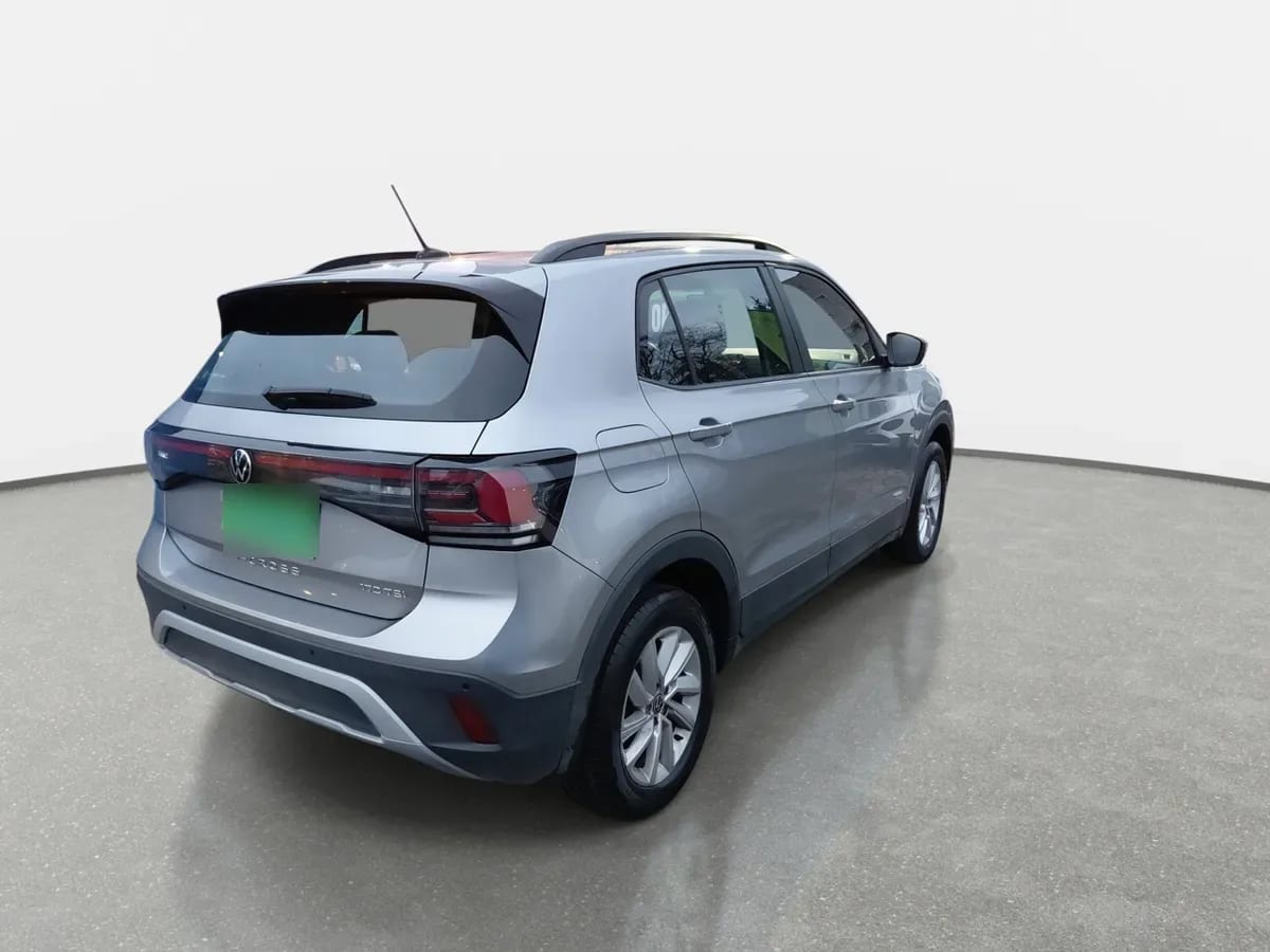 Volkswagen T-Cross 1.0 Tsi Trendline 4x2 5mt 5p año 2025