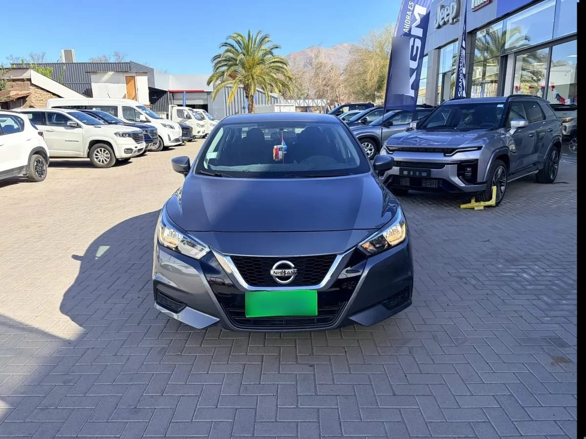 Nissan Versa 1.6 Sense 4x2 Mt 4p año 2021