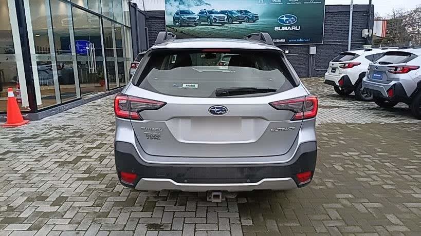 Subaru Outback 2.5i Dynamic Awd Cvt At 5p año 2022
