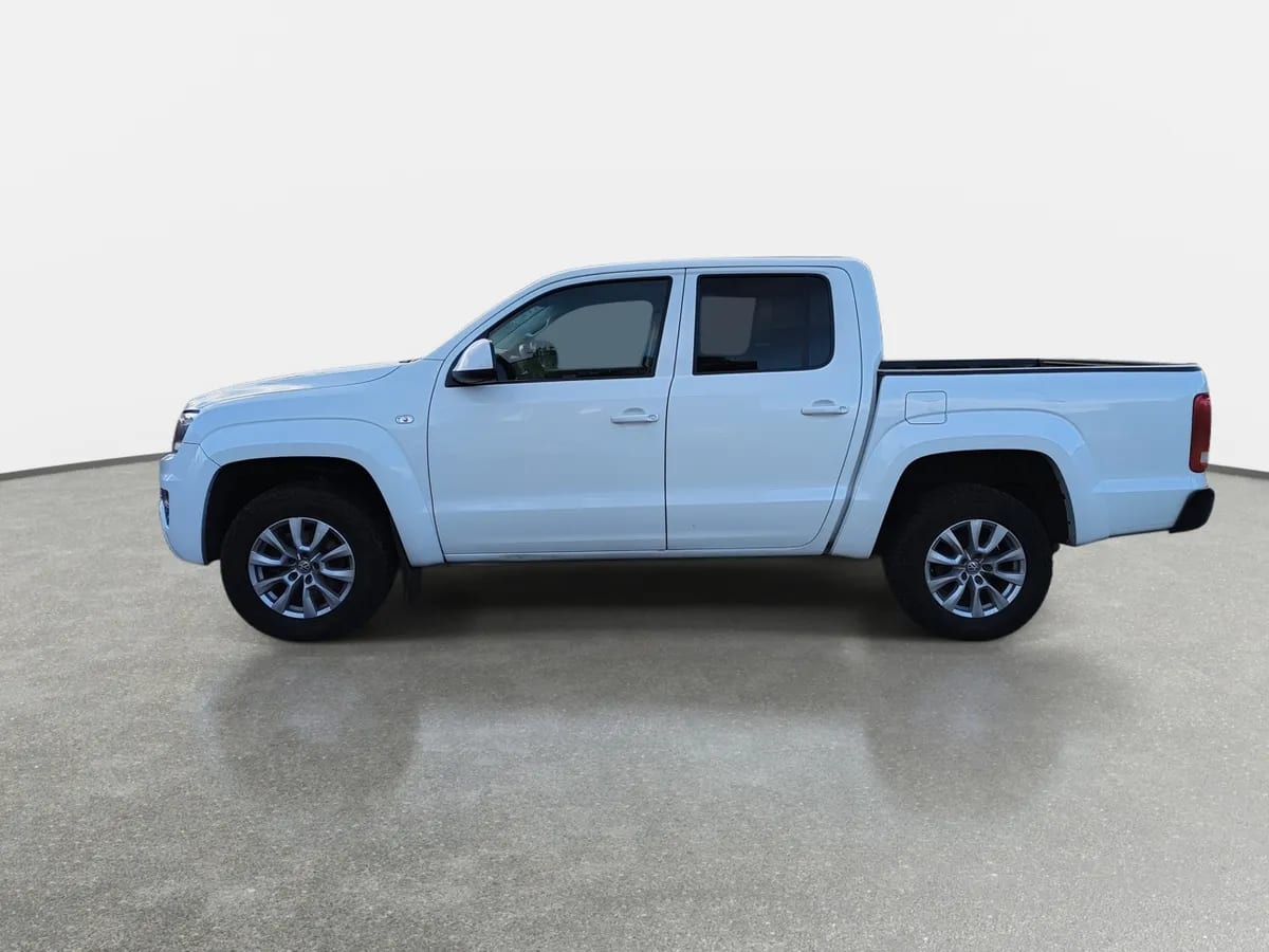 Volkswagen Amarok 2.0 Trendline Diesel 4motion 4x4 Dob. Cab. Mt 4p año 2023