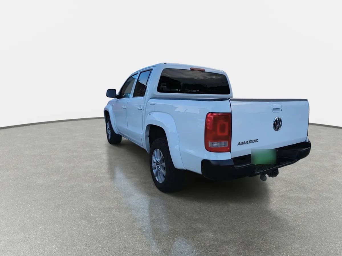 Volkswagen Amarok 2.0 Trendline Diesel 4motion 4x4 Dob. Cab. Mt 4p año 2023