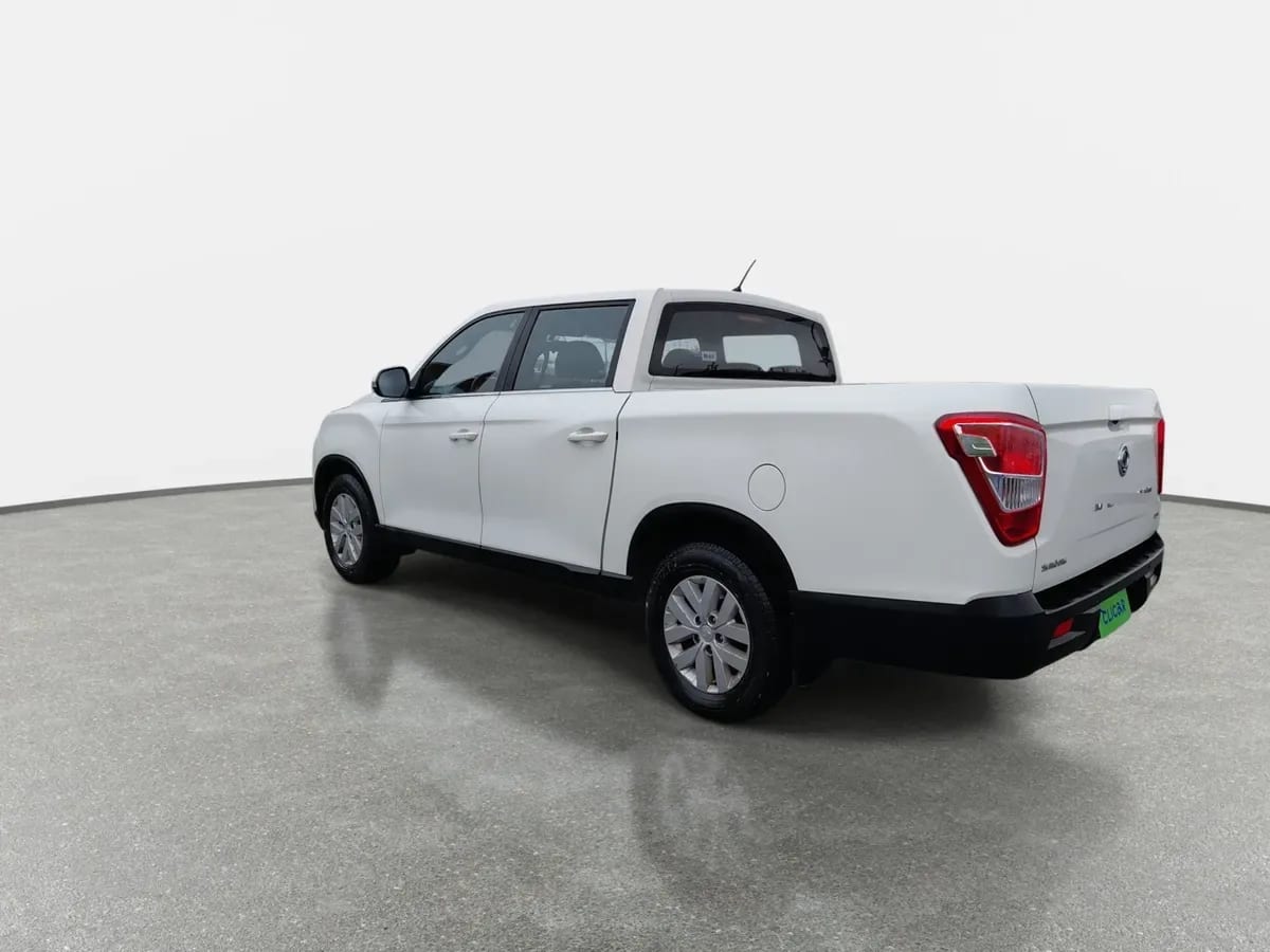 Ssangyong Musso 2.2 Grand Lx Td Diesel 2wd Nueva Radio Mt6 4p año 2024