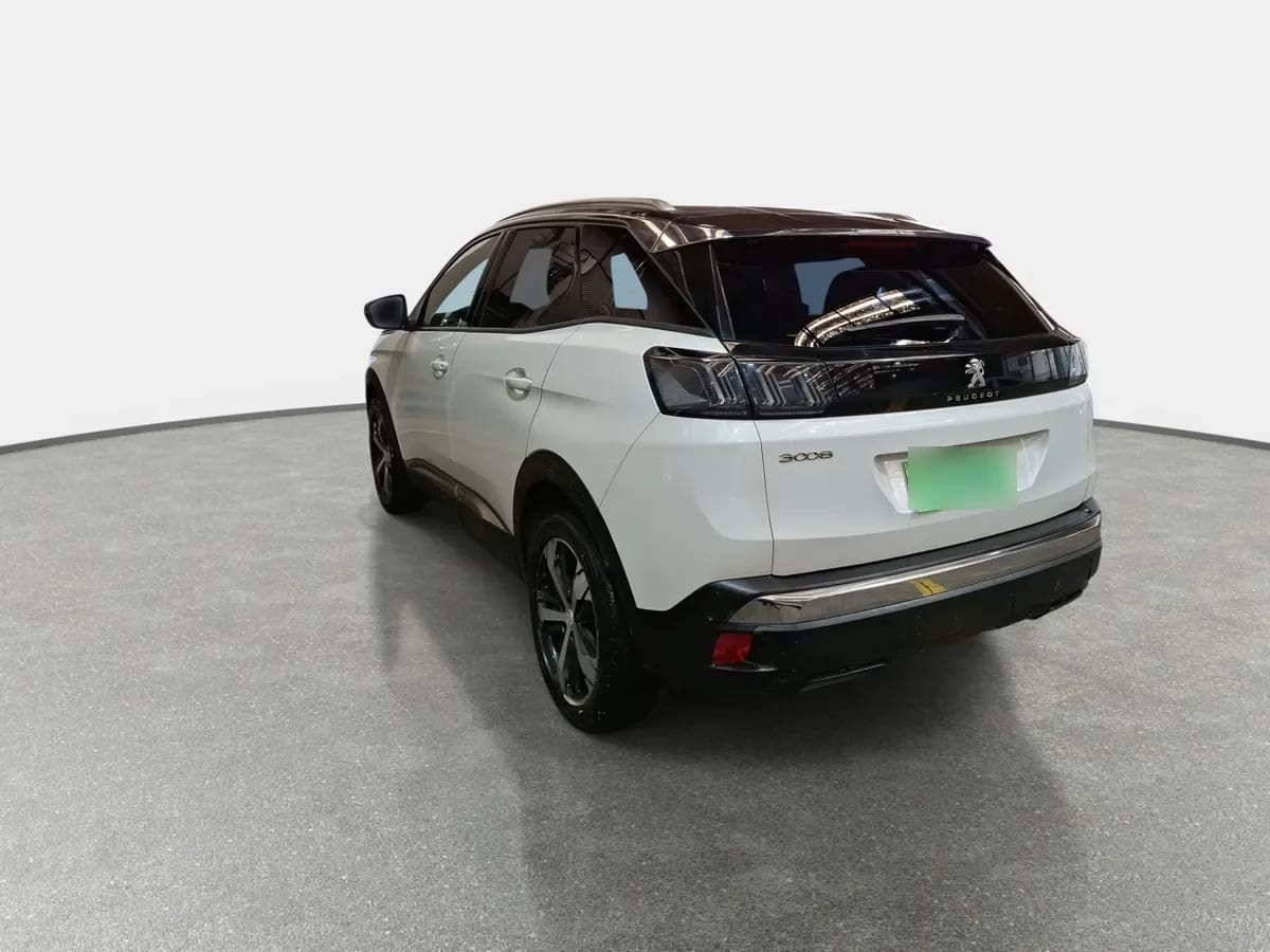 Peugeot 3008 1.5 Allure Pack Bluehdi 130 4x2 Eat8 5p año 2024