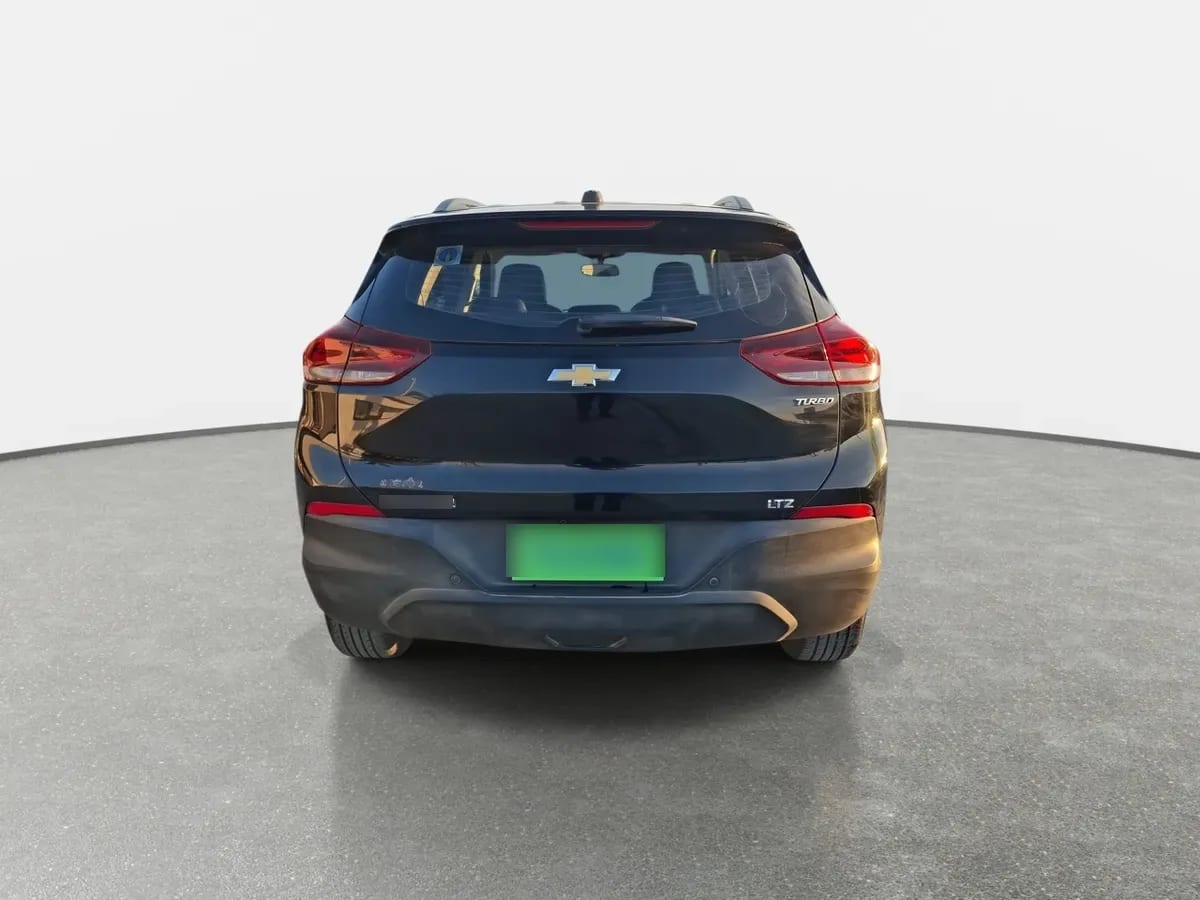 Chevrolet Tracker 1.2t Ltz R 4x2 Mt 5p año 2025