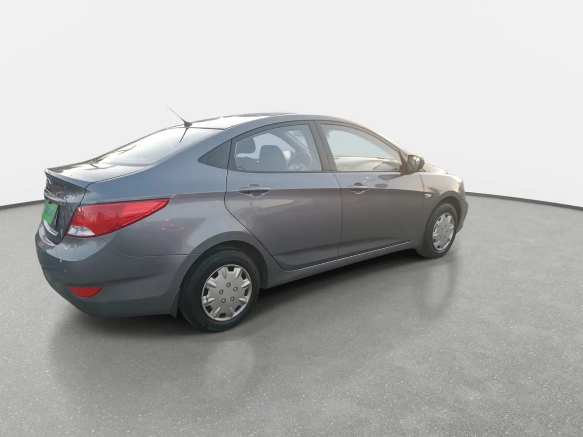 Hyundai Accent 1.4 Gl Rb 4x2 Sdn 2ab Ac Abs At 4p año 2016