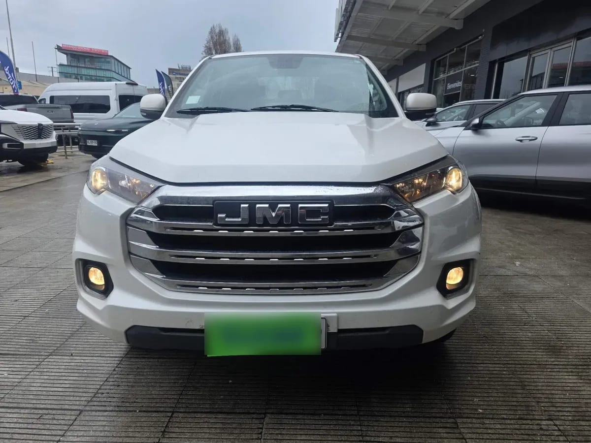 JMC Vigus 2.0 Plus Diesel 4x2 Euro6c Mt 4p año 2024