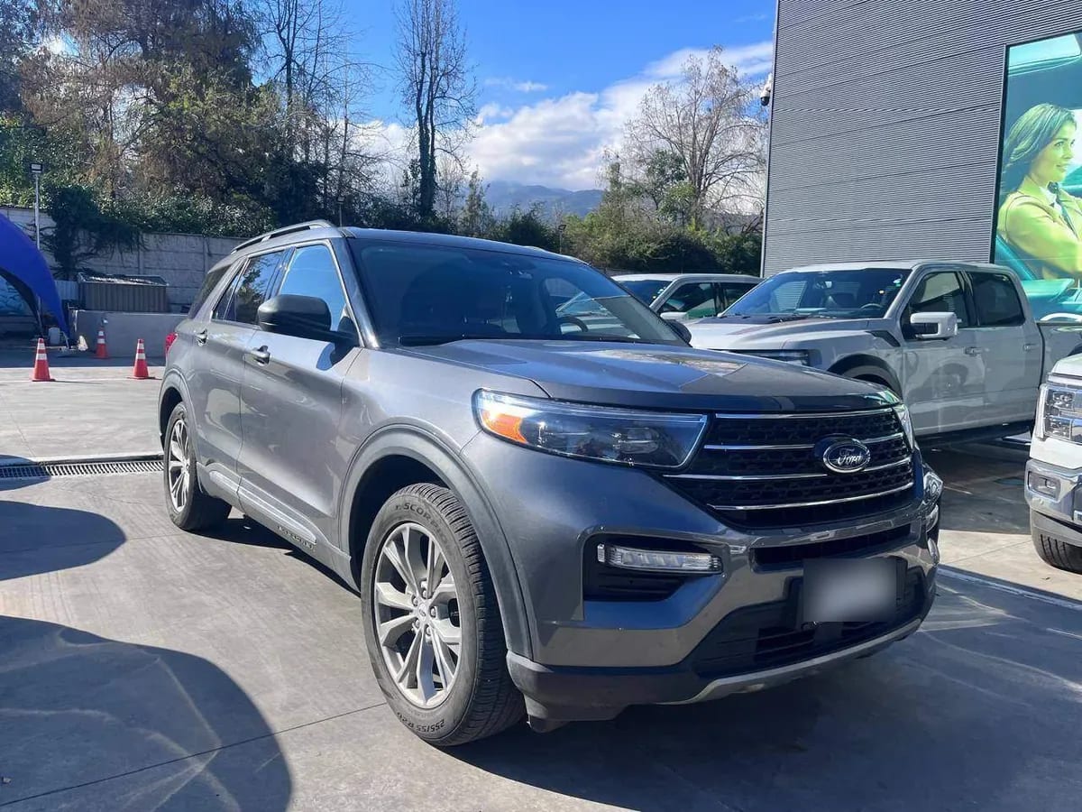 Ford Explorer 2.3 Ecoboost Xlt 4x2 At 5p año 2023