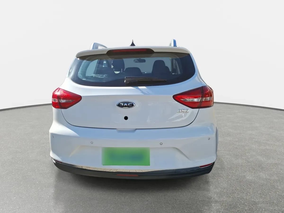 JAC Js2 1.5 Comfort Smart 4x2 Mt 5p año 2024