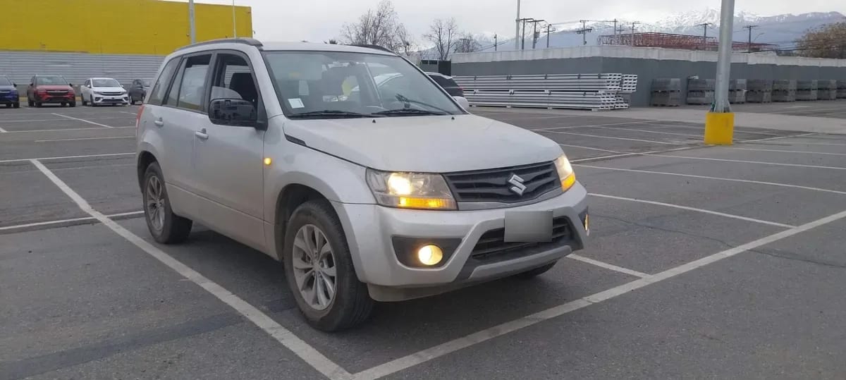 Suzuki Grand Nomade 2.4 Glx Se 2wd At 5p año 2019
