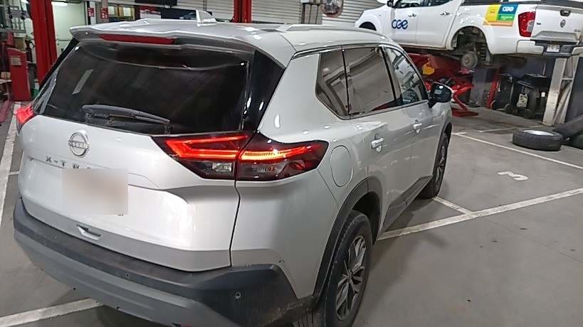 Nissan X-Trail 2.5 Sense 4x2 3row Cvt At 5p año 2024