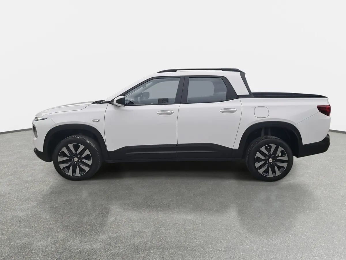 Chevrolet Montana 1.2t Lt R 4x2 Mt 4p año 2025