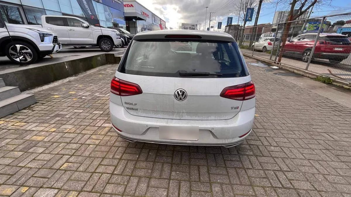 Volkswagen Golf 1.4 Highline 4x2 Hb At 5p año 2019