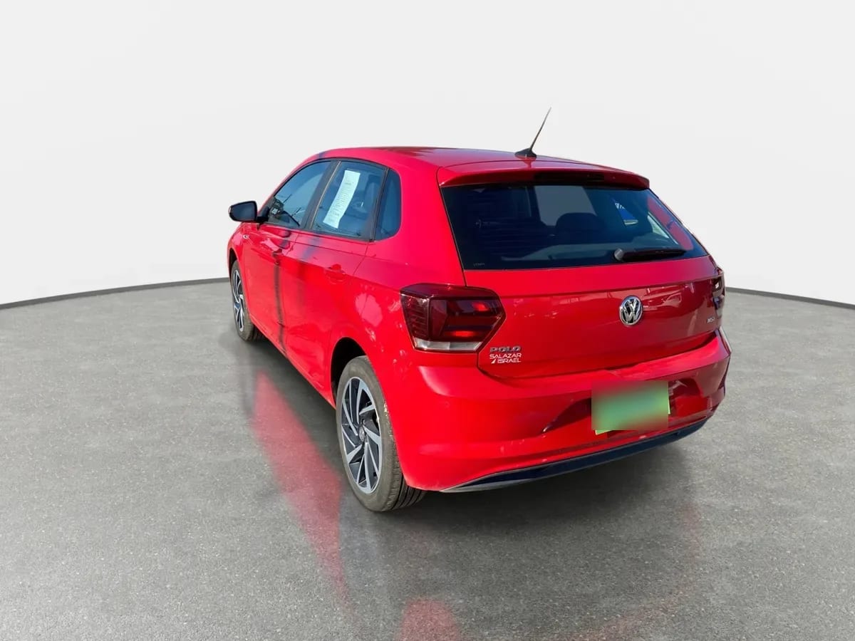 Volkswagen Polo 1.6 Highline 4x2 Hb Mt 5p año 2023
