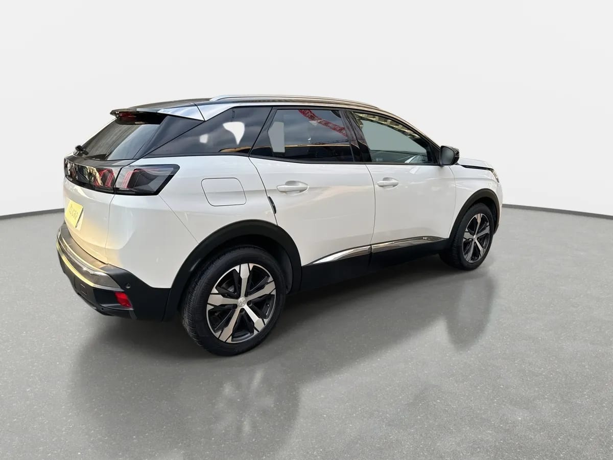 Peugeot 3008 1.5 Allure Pack Bluehdi 130 4x2 Eat8 5p año 2024