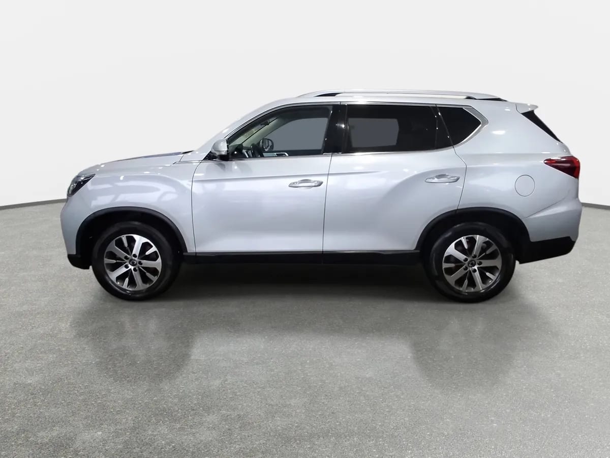 Ssangyong Rexton 2.2t Glx Diesel 4x2 6ab 8at 5p año 2023