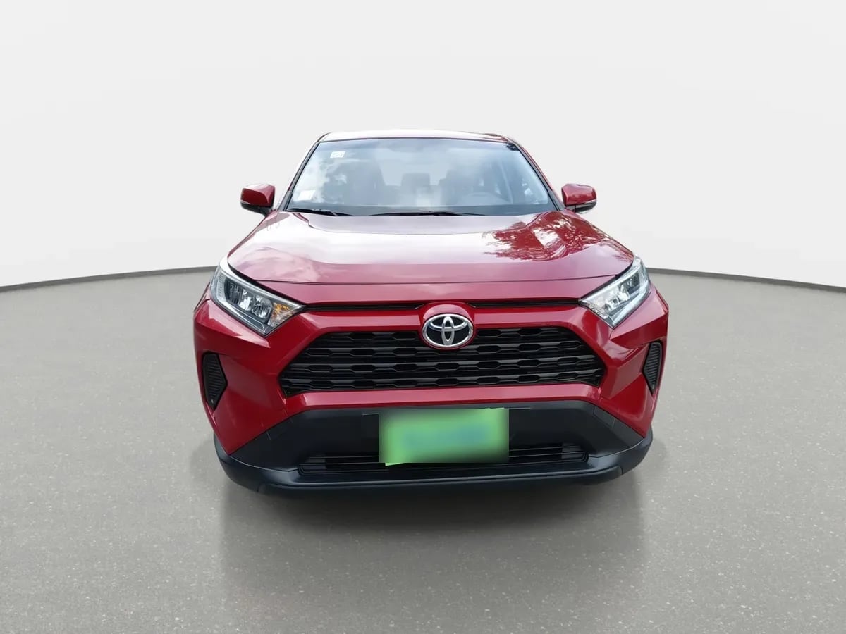 Toyota Rav 4 2.0 Le 4x2 Mt 5p año 2023