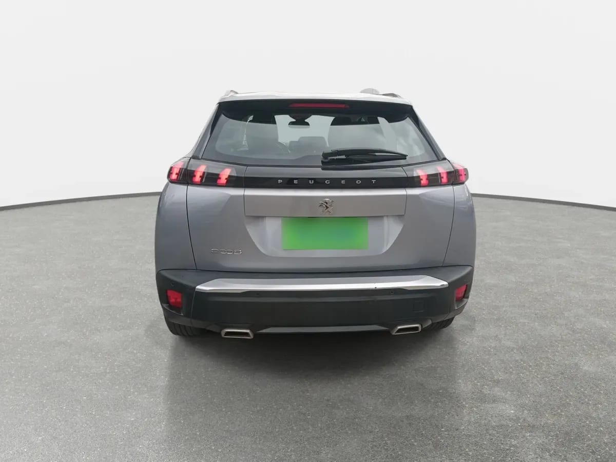 Peugeot 2008 1.2 Active Puretech 130 4x2 Mt 5p año 2022
