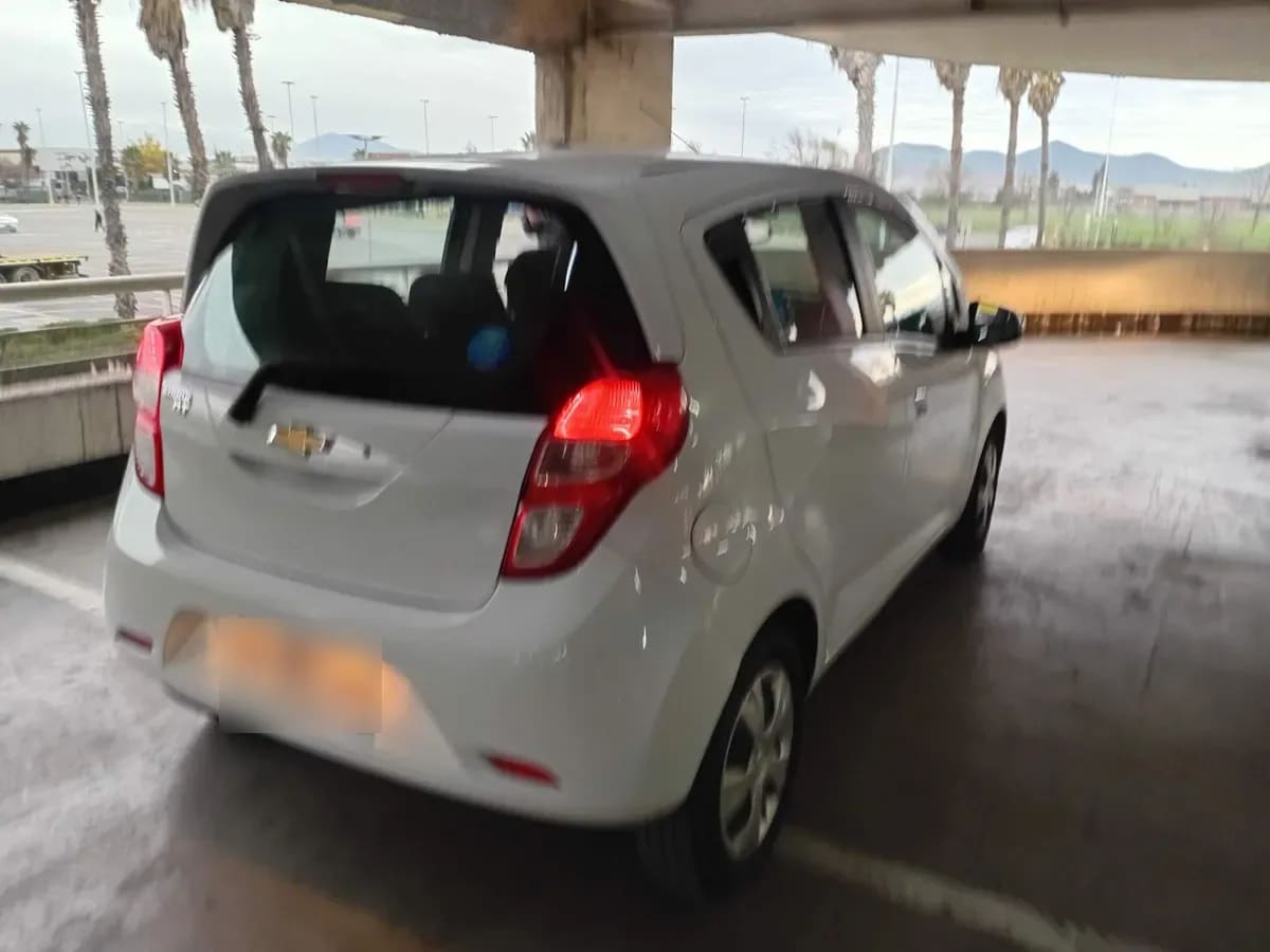 Chevrolet Spark Gt 1.2 Lt 4x2 Ac Mt 5p año 2021
