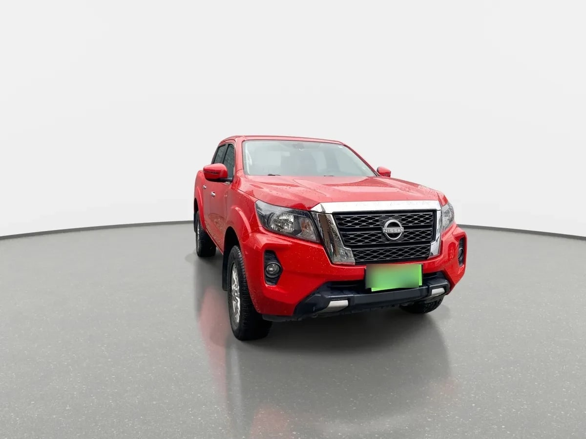 Nissan Navara 2.3d Xe Diesel 4x2 Dob.cab. Mt 4p año 2024