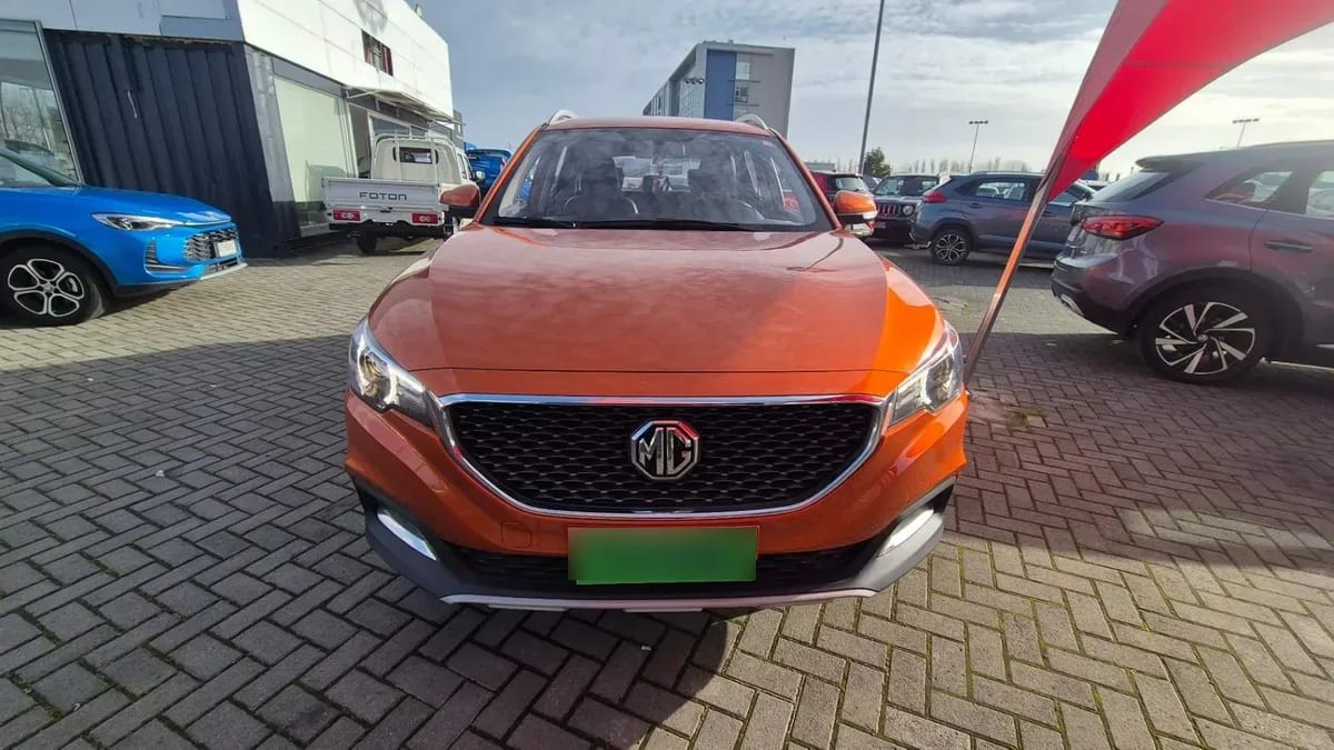 MG Mg Zs 1.5 Comfort 4x2 Mt 5p año 2024