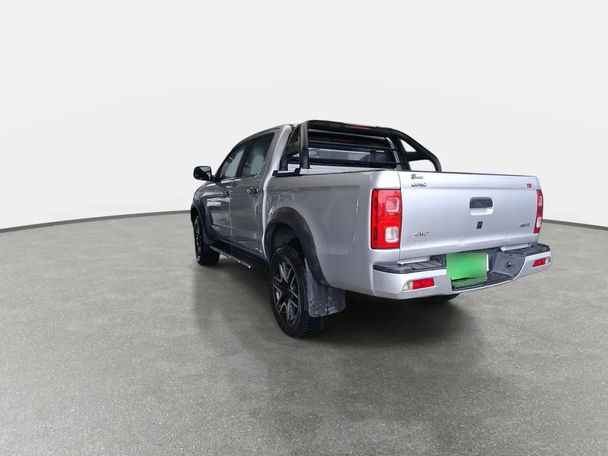 JAC T8 2.0 Comfort 4x4 Diesel Mt 4p año 2023