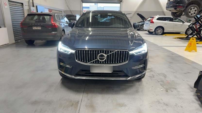 Volvo Xc60 2.0 T8 Recharge Plus Hybrid Awd At 5p año 2025